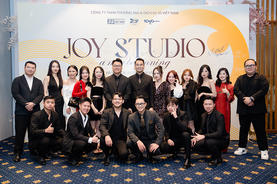 Đội ngũ trẻ tuổi và tài năng của Joy Studio